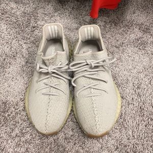 Yeezy ADIDAS boosts